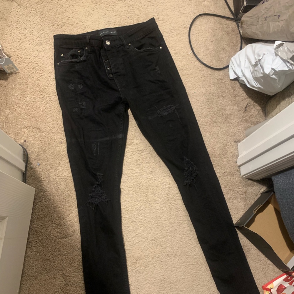 Black Distressed Men’s jeans